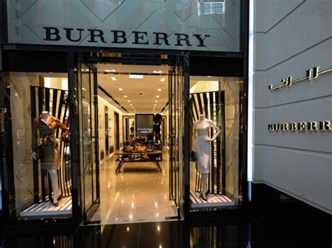 dubai burberry store